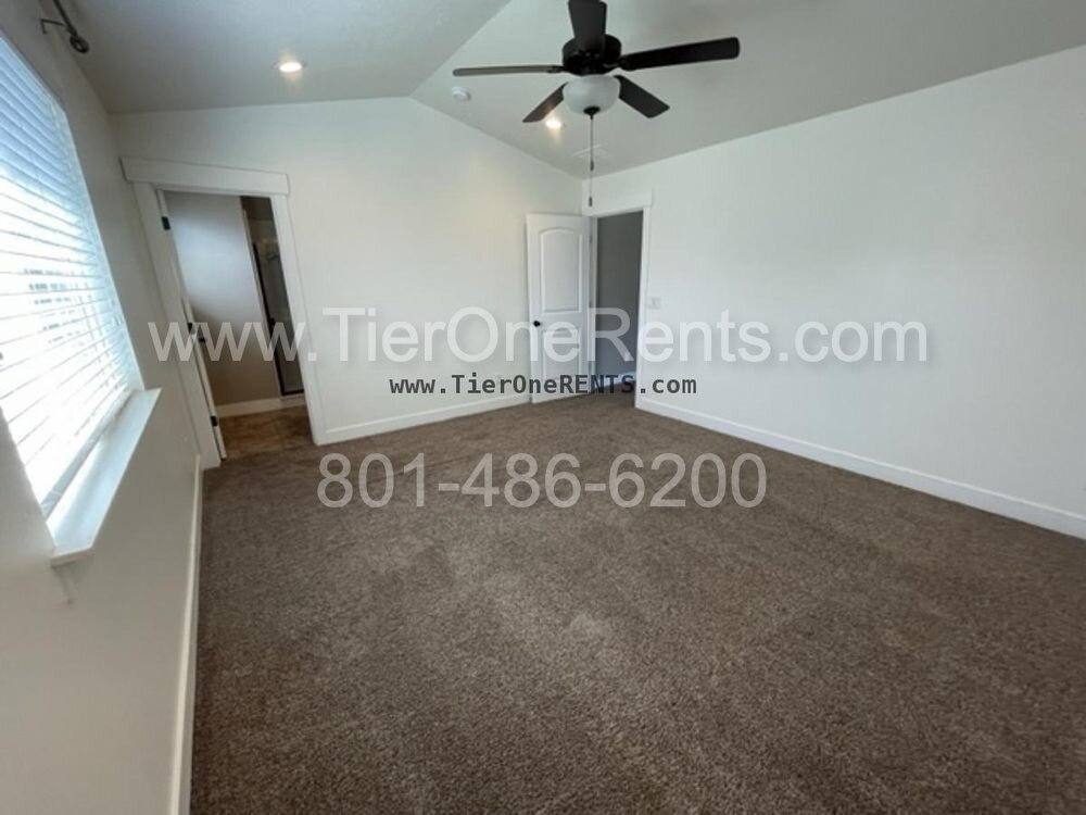 Townhouse for rent at 4187 W Shade Crest Lane, Herriman, UT 84096