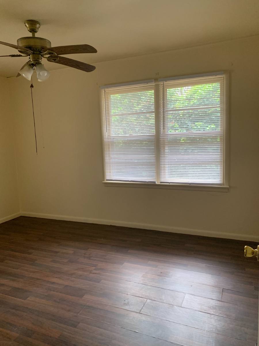 Apartment for rent at 1209 W Matthews, Jonesboro, AR 72401