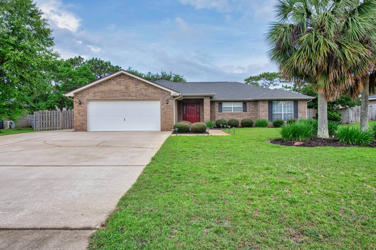 House for rent at 2081 Seagrape Dr, Navarre, FL 32566
