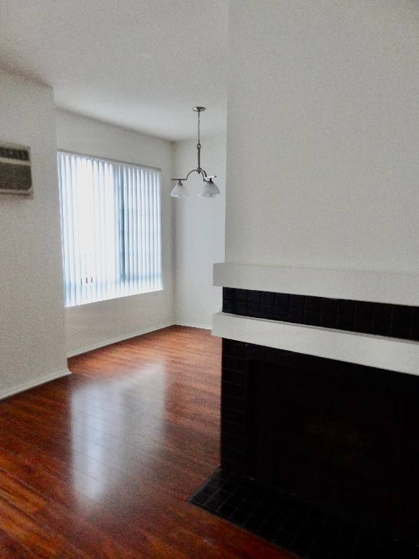Apartment for rent at 3648 Motor Ave #102, Los Angeles, CA 90034
