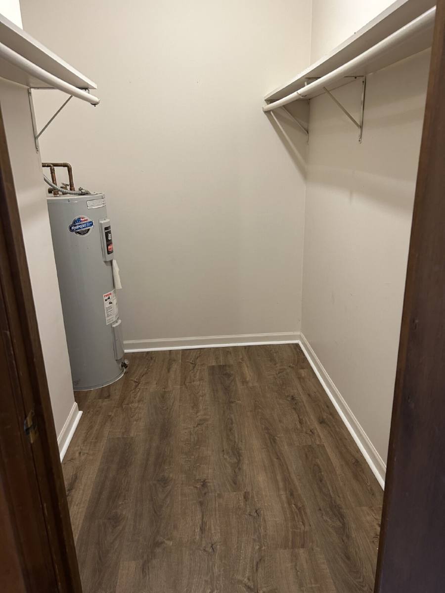 Apartment for rent at 112 Pineview Dr #8, Kernersville, NC 27284