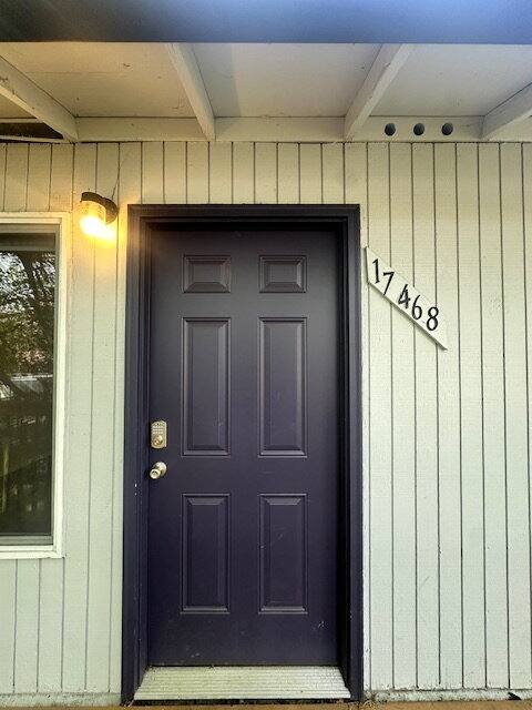 Apartment for rent at 17468 SE Powell Blvd, Portland, OR 97236