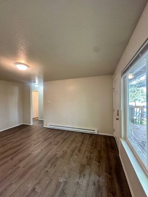 Apartment for rent at 17468 SE Powell Blvd, Portland, OR 97236