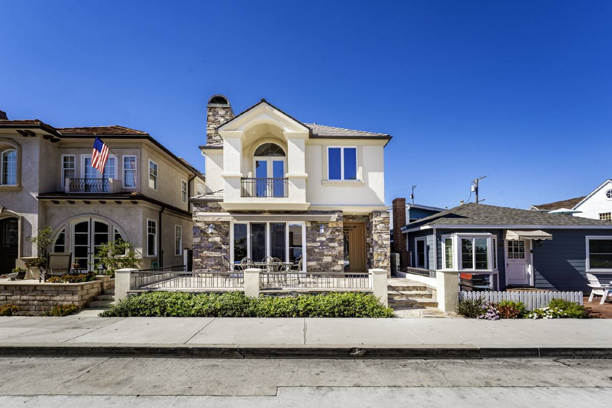 House for rent at 119 Opal Ave, Newport Beach, CA 92662