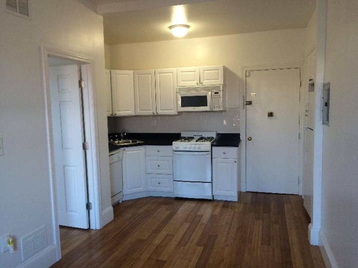 Apartment for rent at 877 Beacon St, Boston, MA 02115