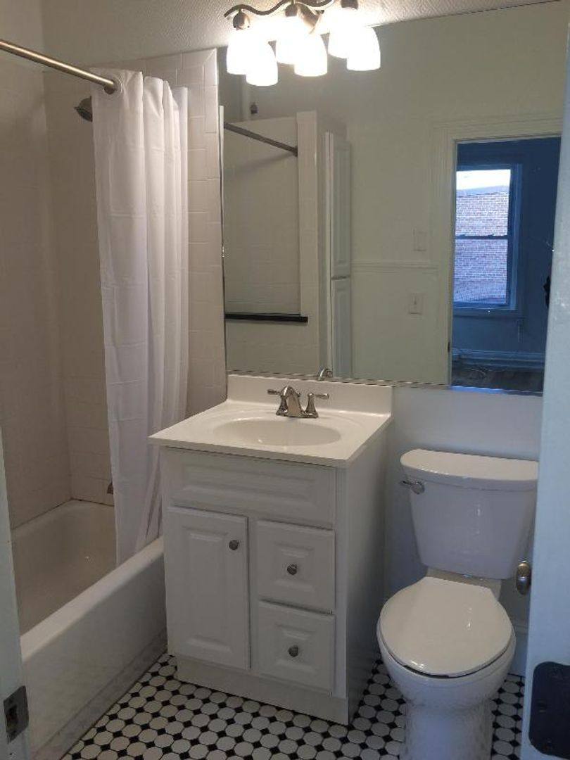 Apartment for rent at 877 Beacon St, Boston, MA 02115
