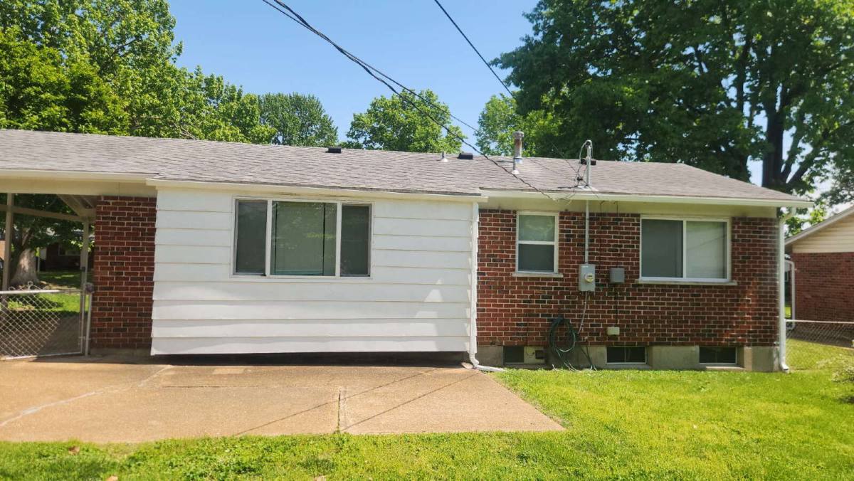 House for rent at 7323 Landi Court, Hazelwood, MO 63042