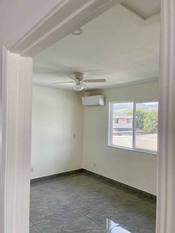 Apartment for rent at 918 8th Ave, Honolulu, HI 96816