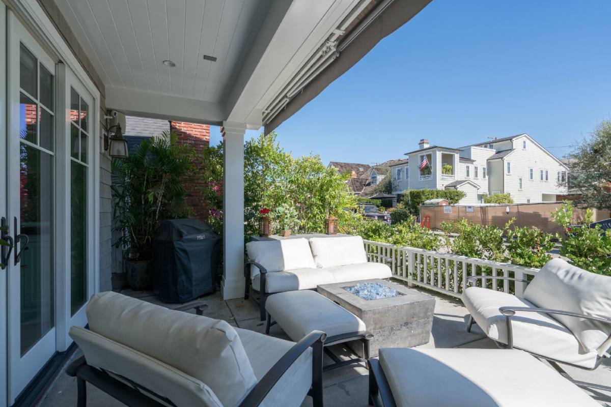 House for rent at 217 Coral Ave, Newport Beach, CA 92662