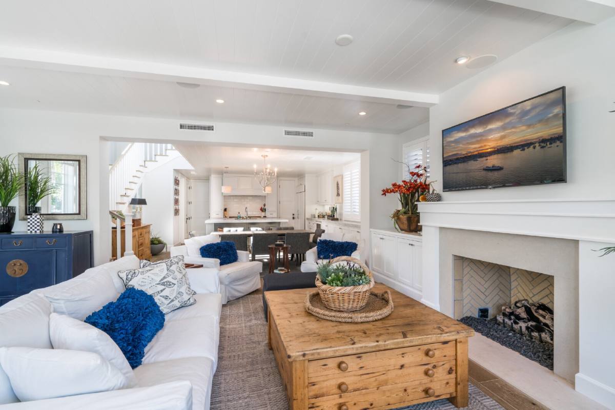 House for rent at 217 Coral Ave, Newport Beach, CA 92662