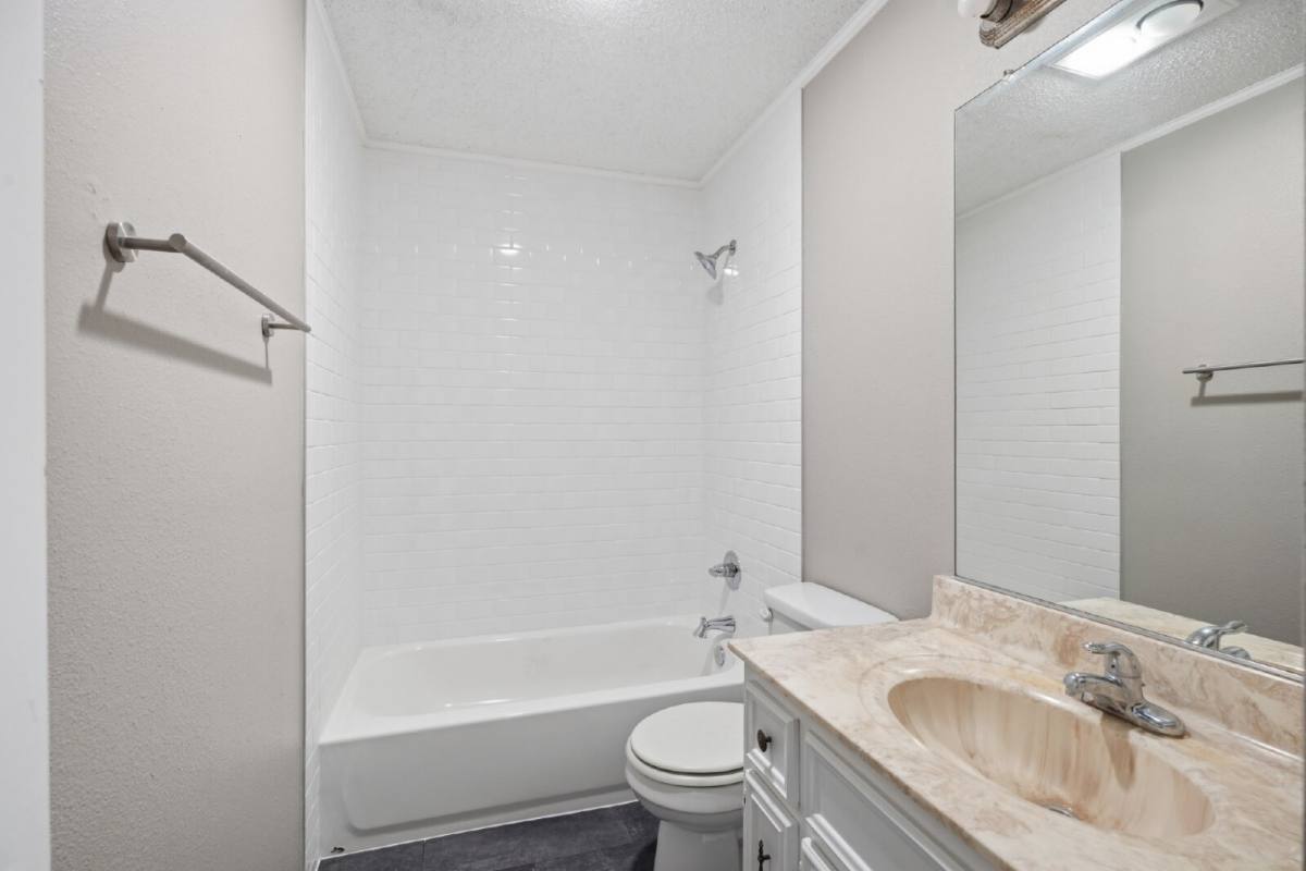 Apartment for rent at 7406 Waco Ave #B, Lubbock, TX 79423