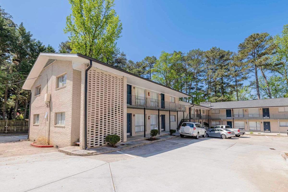 Apartment for rent at 1676 Briarcliff Rd, Atlanta, GA 30306