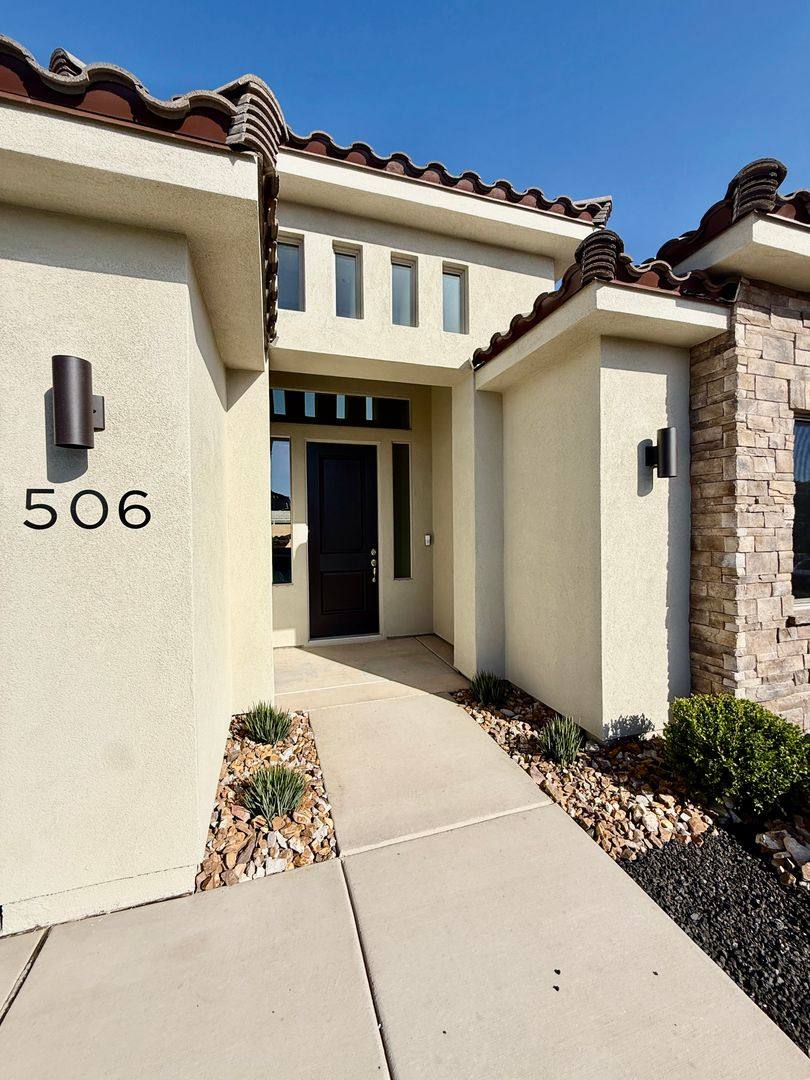 House for rent at 506 S Martignano Way, Saint George, UT 84770