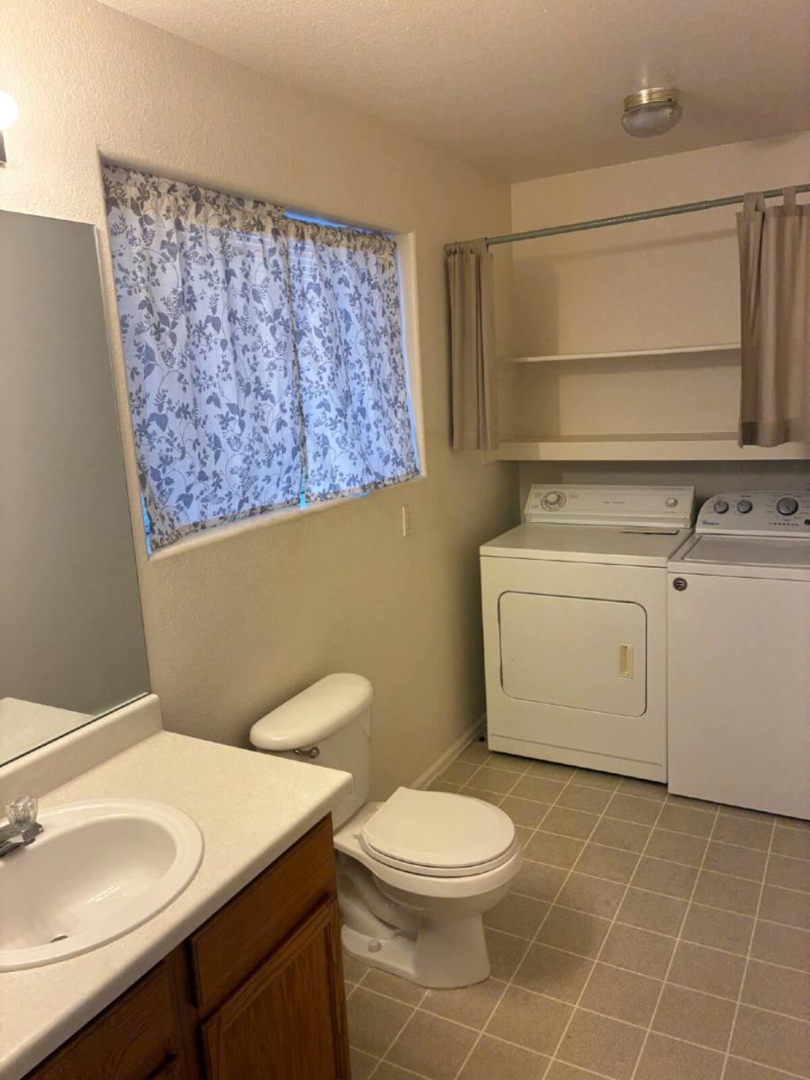 Townhouse for rent at 1225 S Zeno Circle #C, Aurora, CO 80017