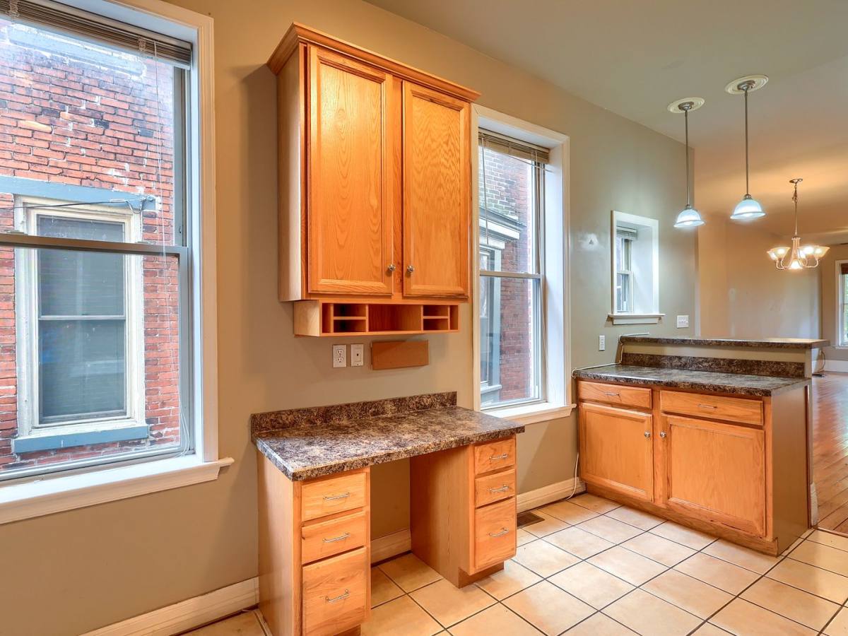 Townhouse for rent at 1917 Green St, Harrisburg, PA 17102