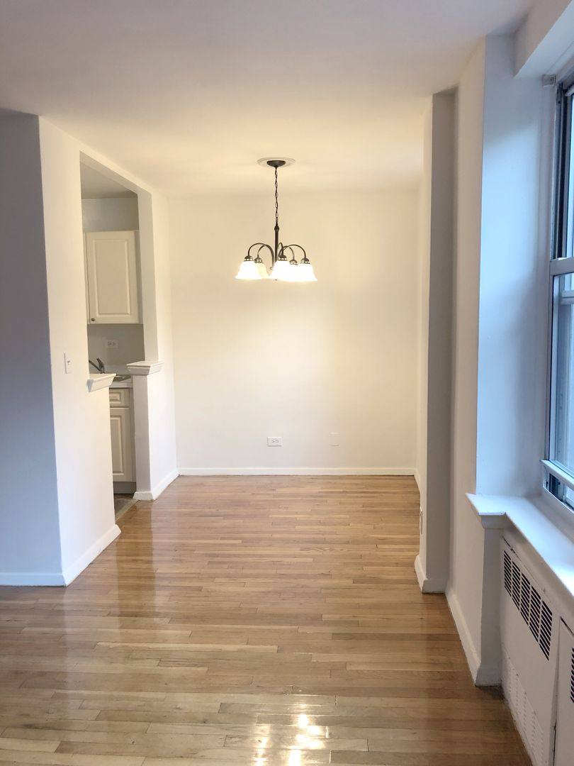 Apartment for rent at 3725 Blackstone Ave, Bronx, NY 10463