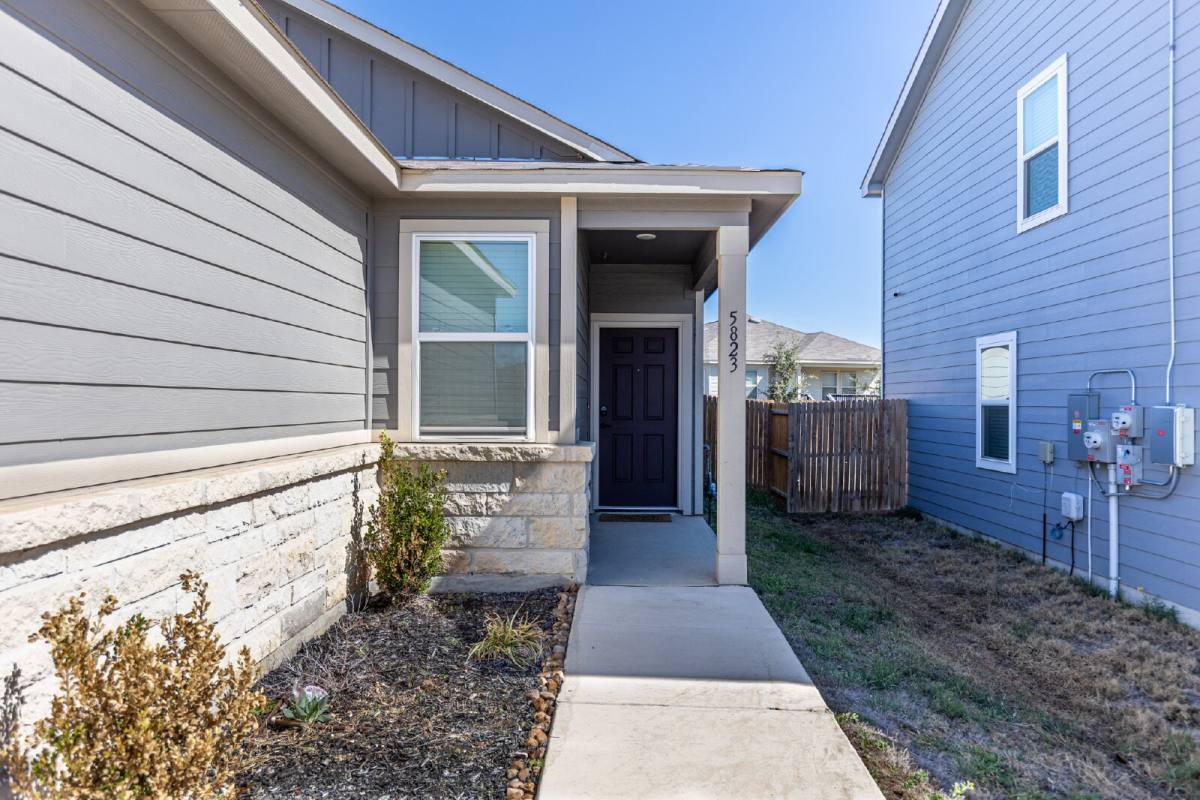 House for rent at 5823 Hematite Rim, San Antonio, TX 78222