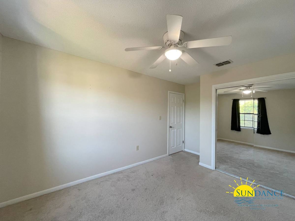 Townhouse for rent at 133 4th Ave, Shalimar, FL 32579