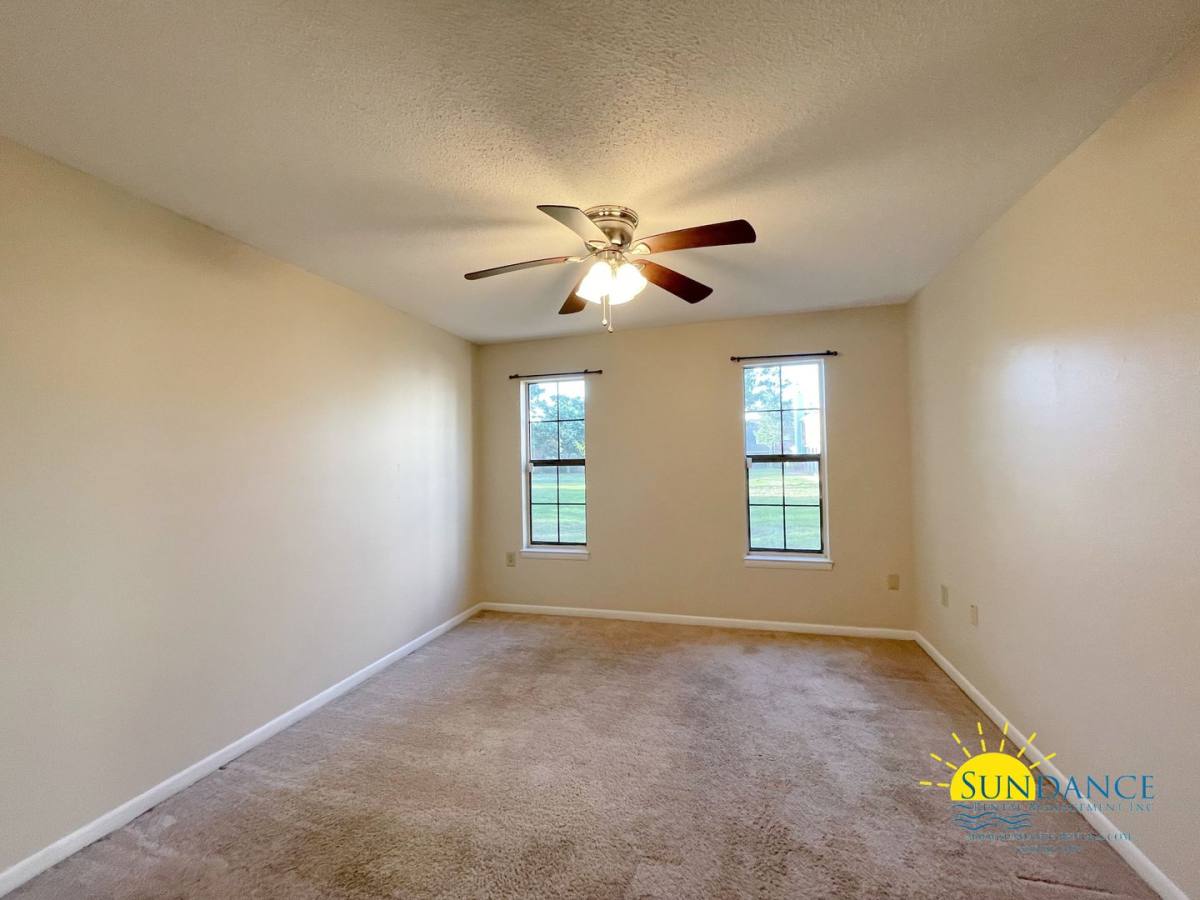 Townhouse for rent at 133 4th Ave, Shalimar, FL 32579