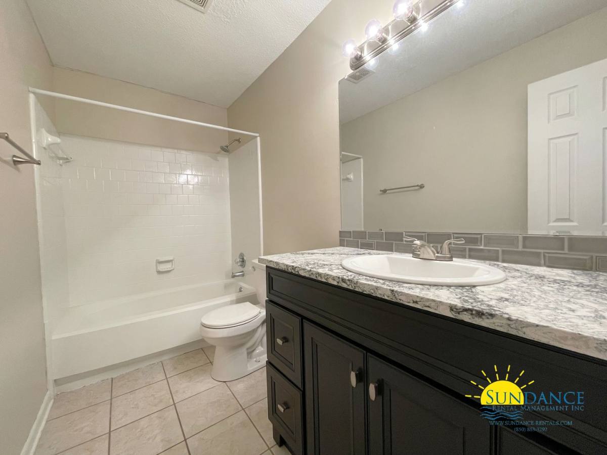 Townhouse for rent at 133 4th Ave, Shalimar, FL 32579