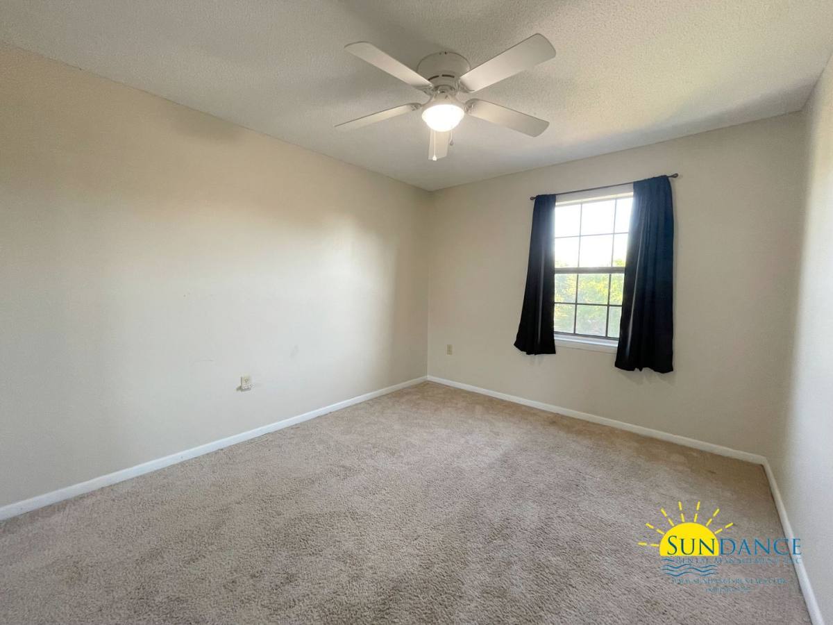 Townhouse for rent at 133 4th Ave, Shalimar, FL 32579