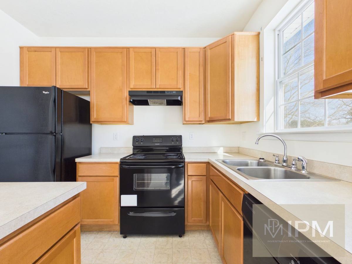 Townhouse for rent at 397 Mesa Lane, York, PA 17408