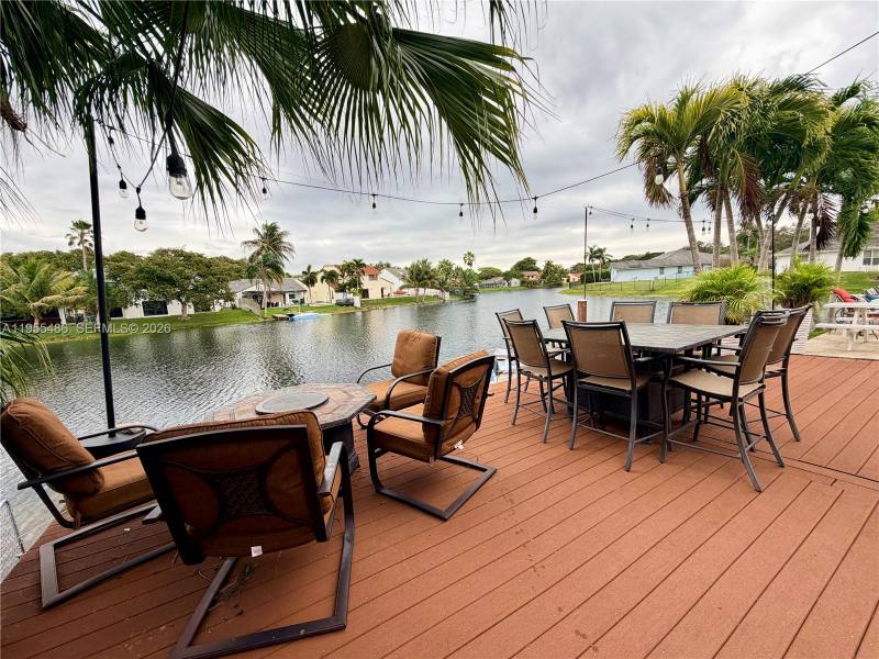 House for rent at 2865 Begonia Way, Hollywood, FL 33026