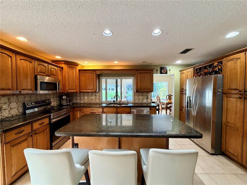 House for rent at 2865 Begonia Way, Hollywood, FL 33026