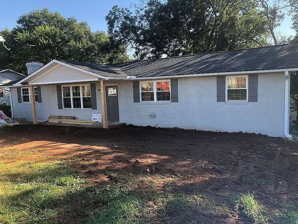 House for rent at 123 Monaview Circle, Greenville, SC 29617