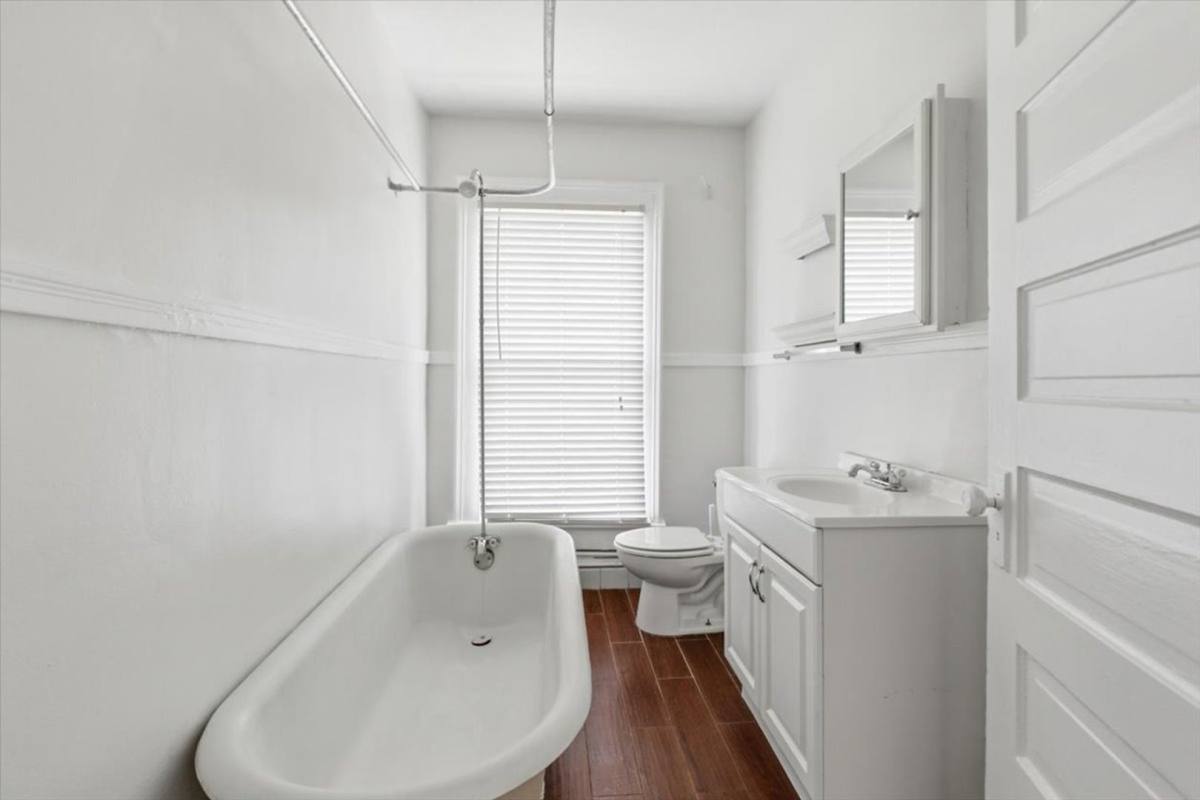 Apartment for rent at 2837 Lydia St, Jacksonville, FL 32205