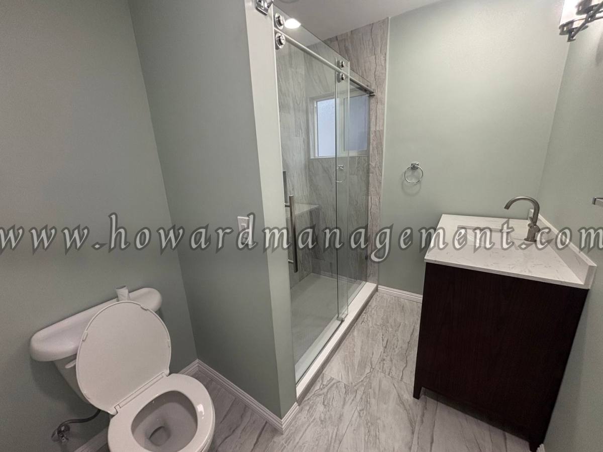 Apartment for rent at 5453 Alvern Circle, Los Angeles, CA 90045