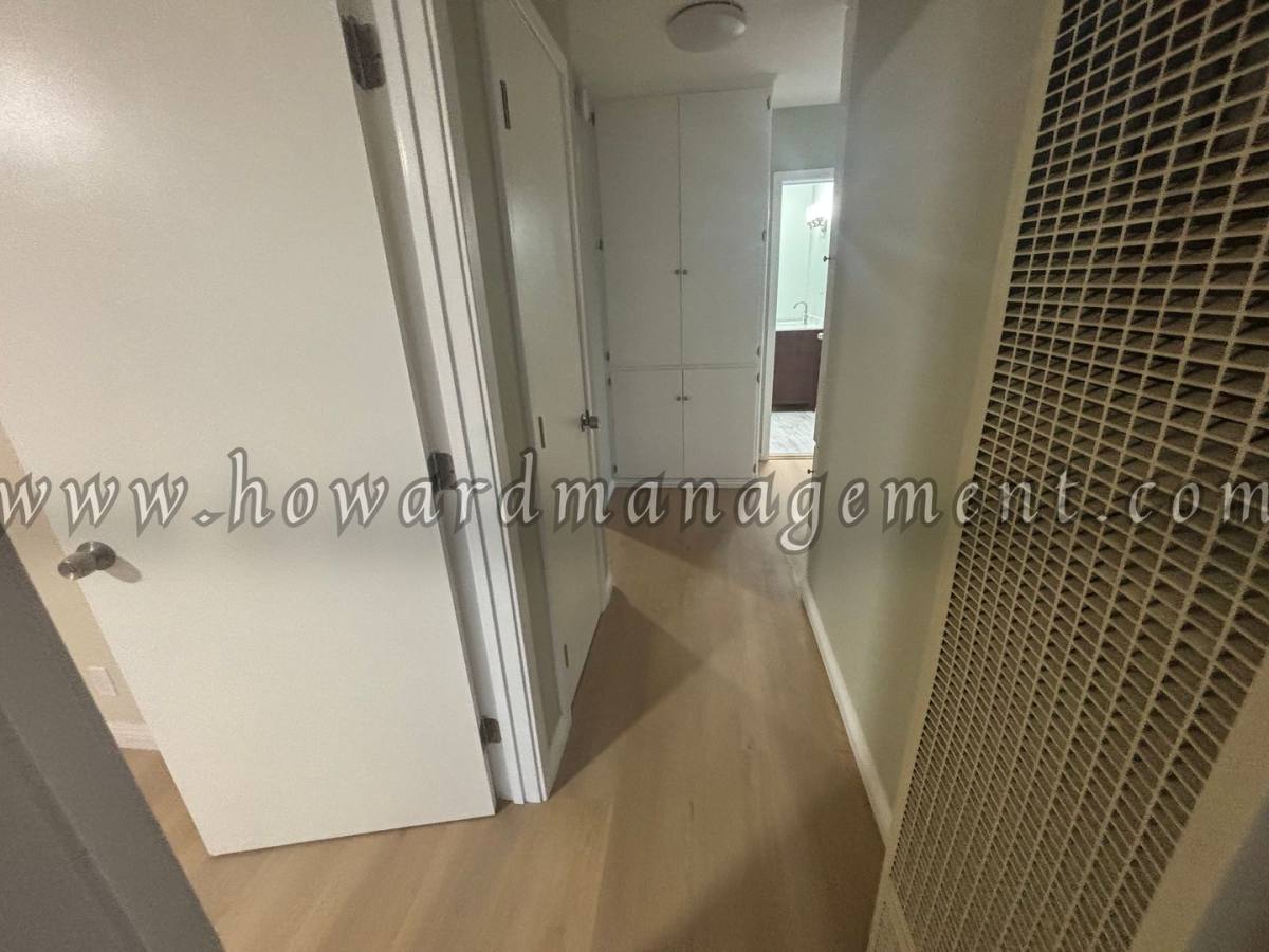 Apartment for rent at 5453 Alvern Circle, Los Angeles, CA 90045