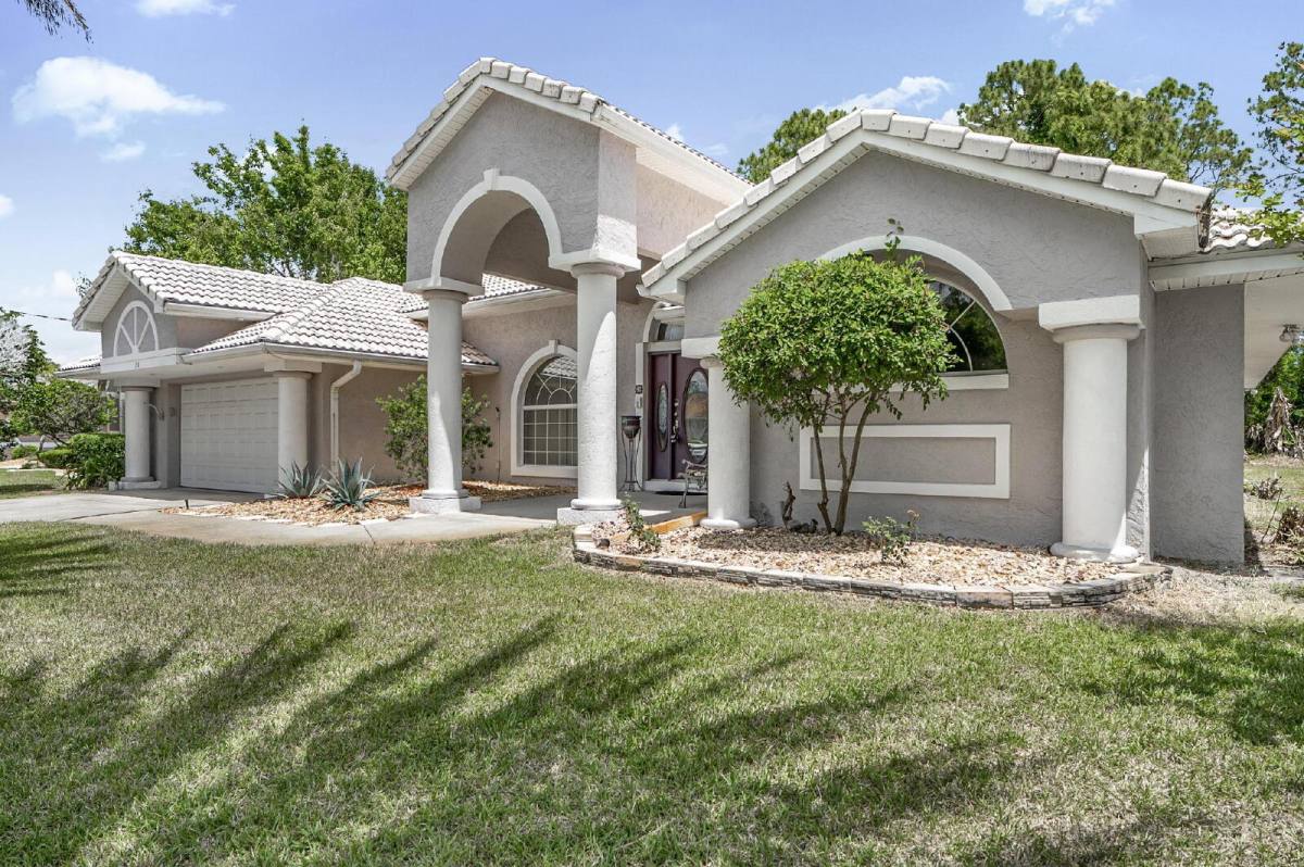 House for rent at 20 Woodford Lane, Palm Coast, FL 32164