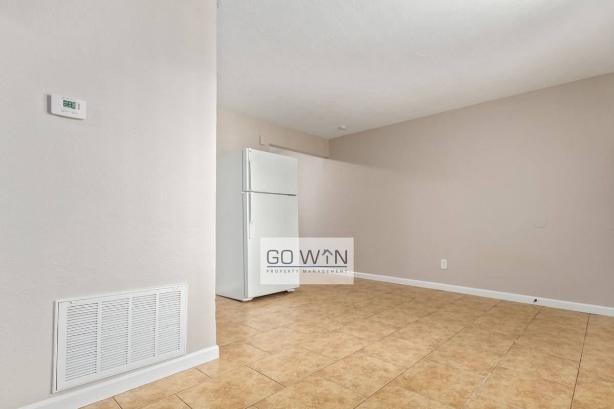 Apartment for rent at 2146 E Taylor St, Phoenix, AZ 85006