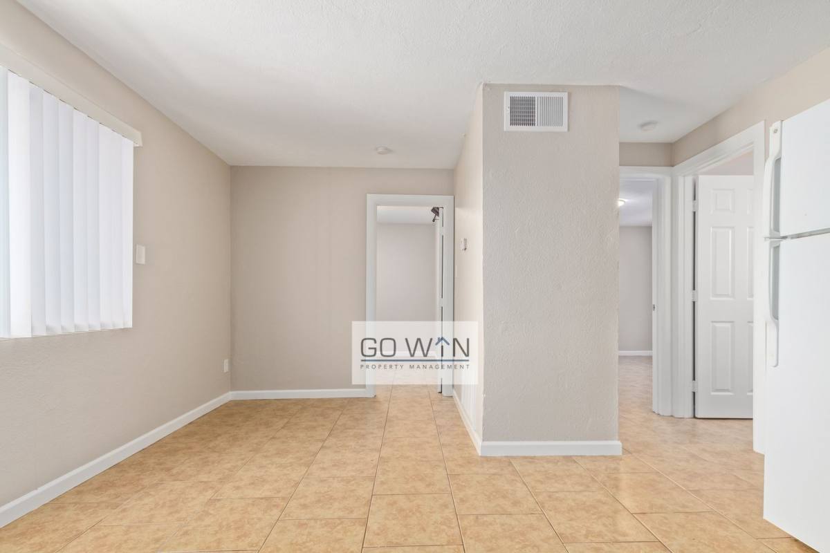 Apartment for rent at 2146 E Taylor St, Phoenix, AZ 85006