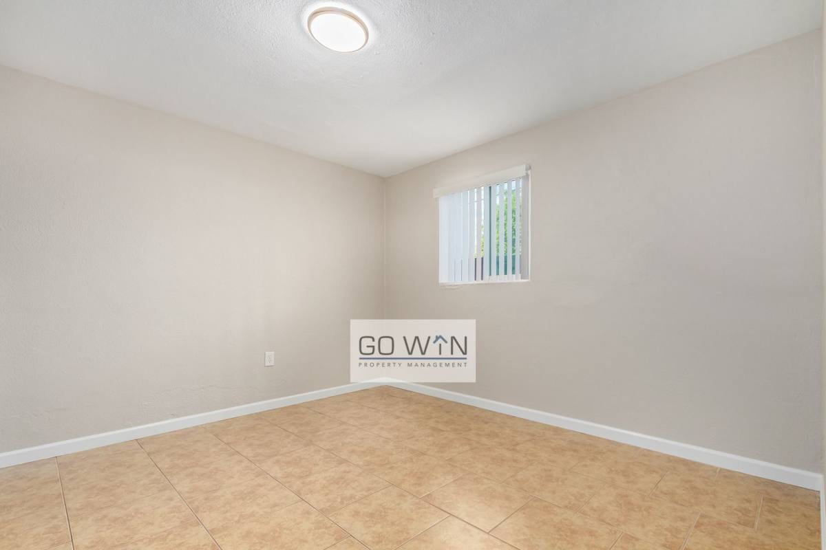Apartment for rent at 2146 E Taylor St, Phoenix, AZ 85006