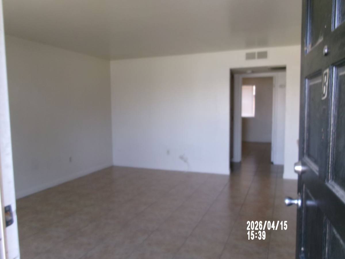Apartment for rent at 337 W China Grade Loop Units A & B, Bakersfield, CA 93308