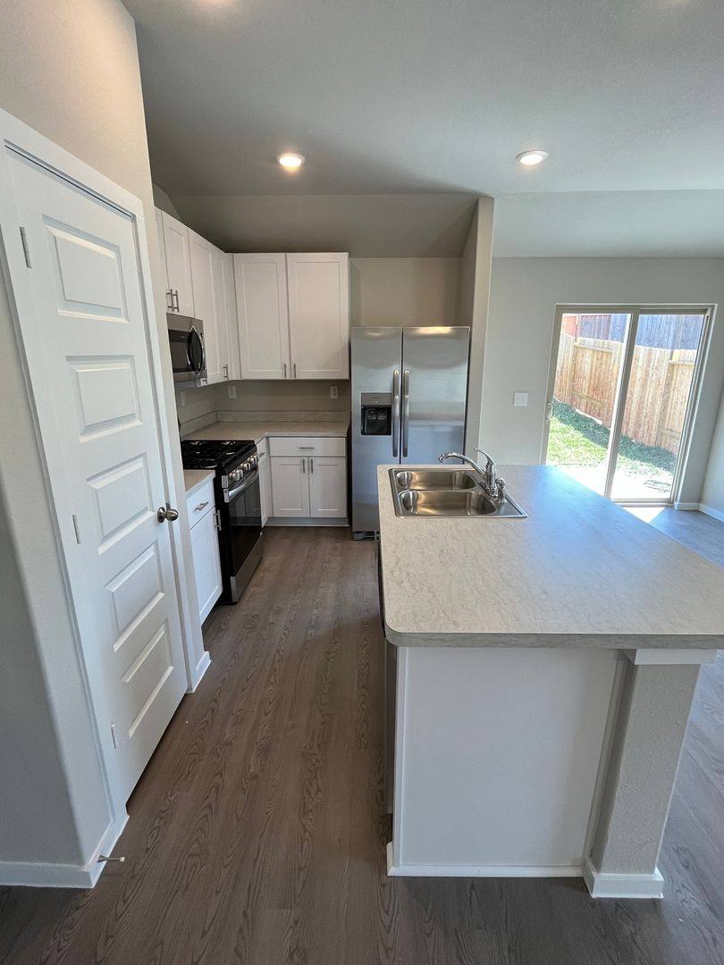 House for rent at 25553 Blossom Court, Montgomery, TX 77316
