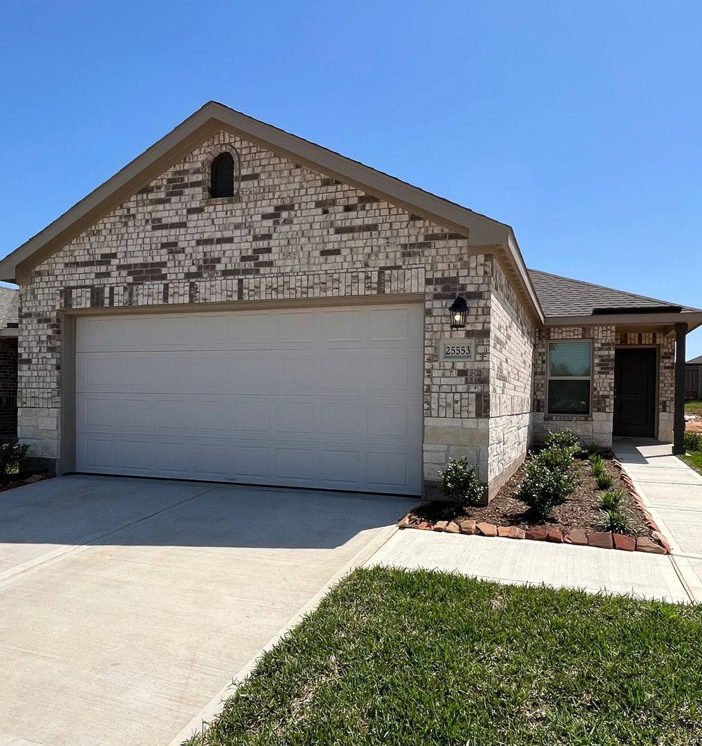 House for rent at 25553 Blossom Court, Montgomery, TX 77316