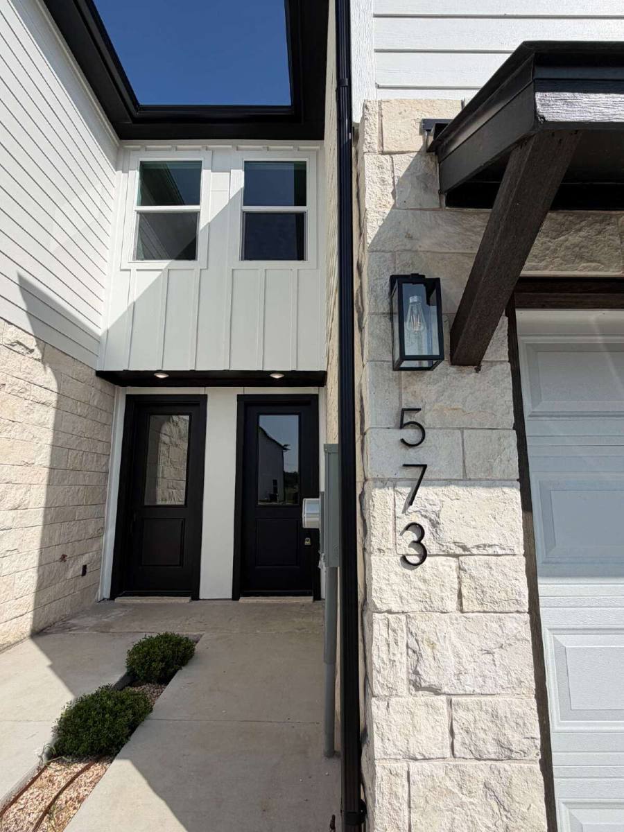 Townhouse for rent at 573 Galt Dr, Stephenville, TX 76401