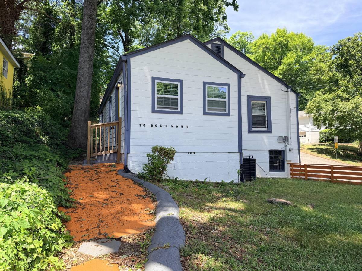 Apartment for rent at 10 Rockmart Dr NW #1, Atlanta, GA 30314