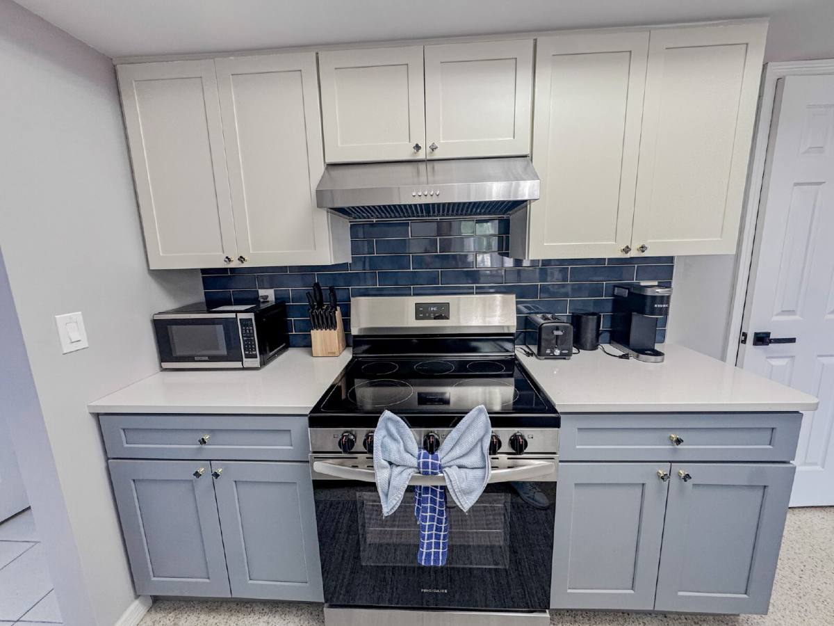 House for rent at 2825 N Beach Rd, Englewood, FL 34223