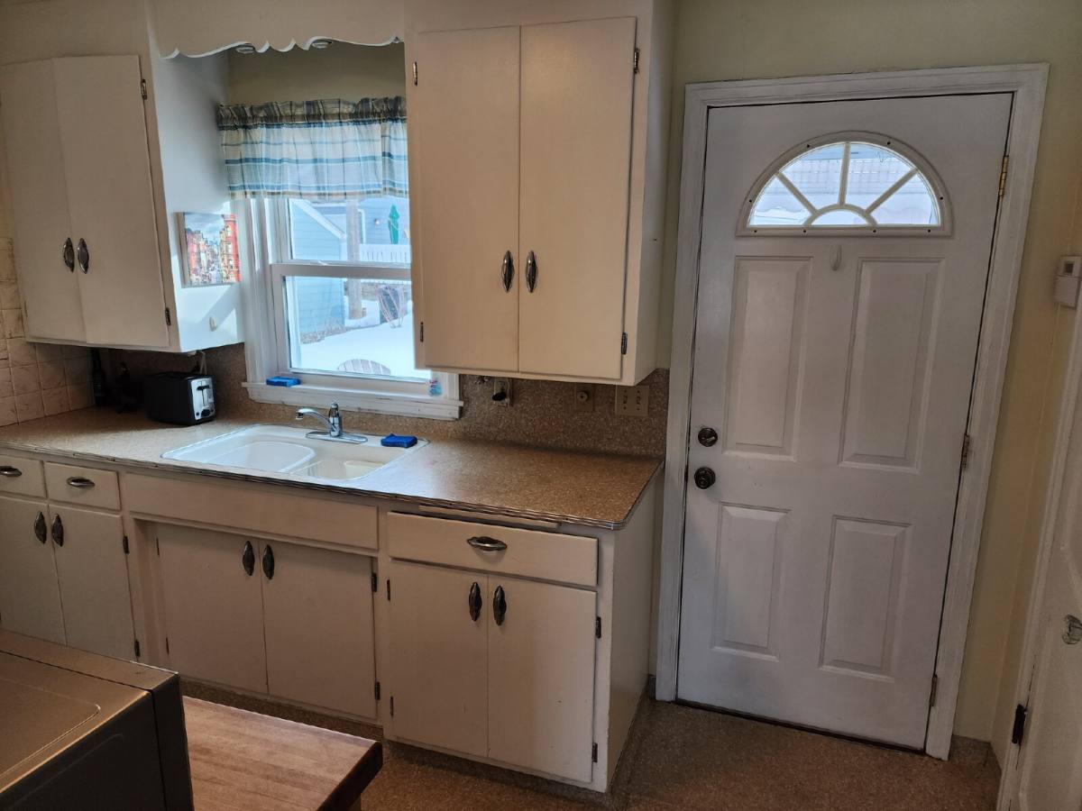 House for rent at 954 S Wilder St, Saint Paul, MN 55116