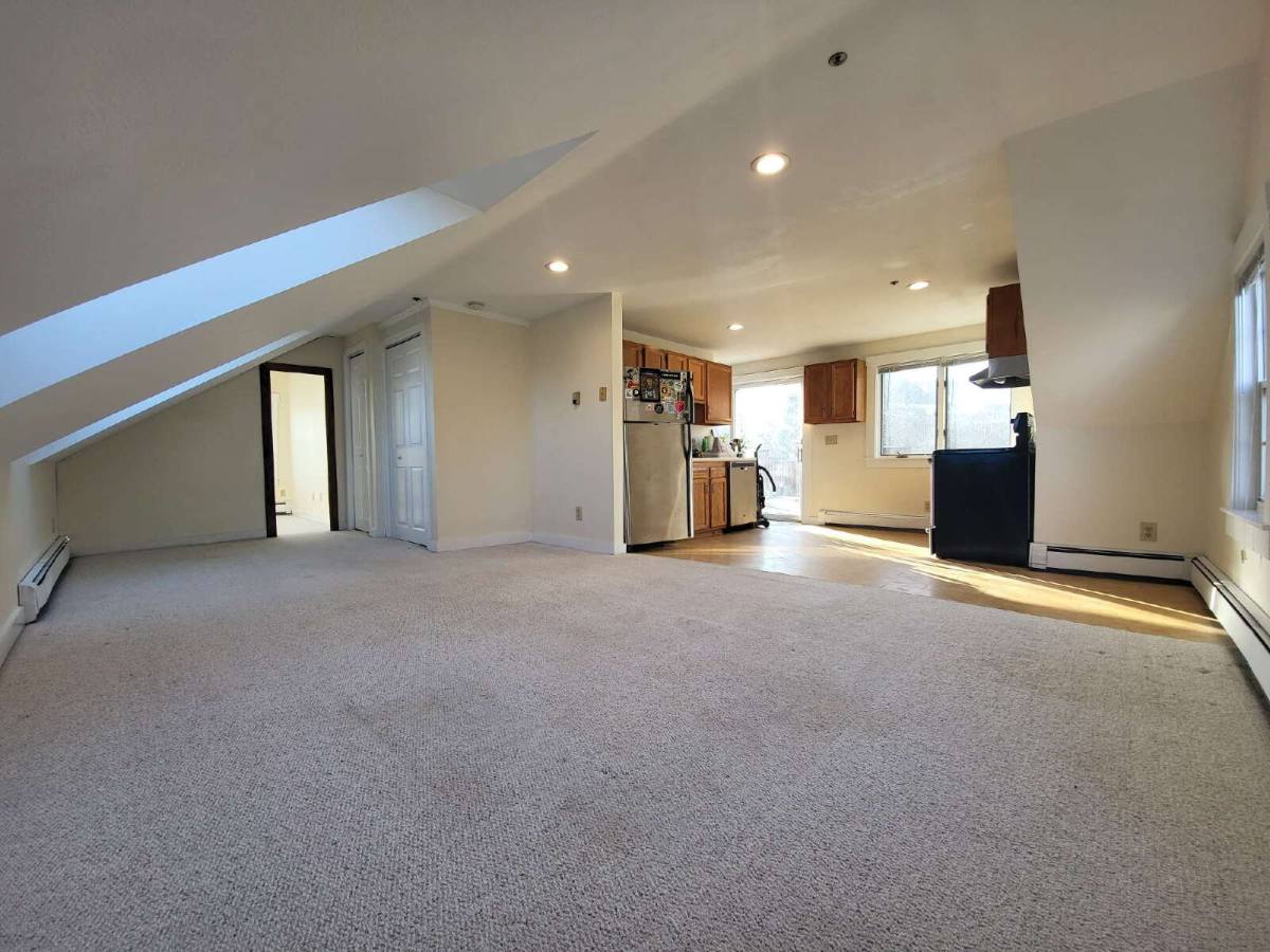 Apartment for rent at 12 Portland Ave #3, Dover, NH 03820