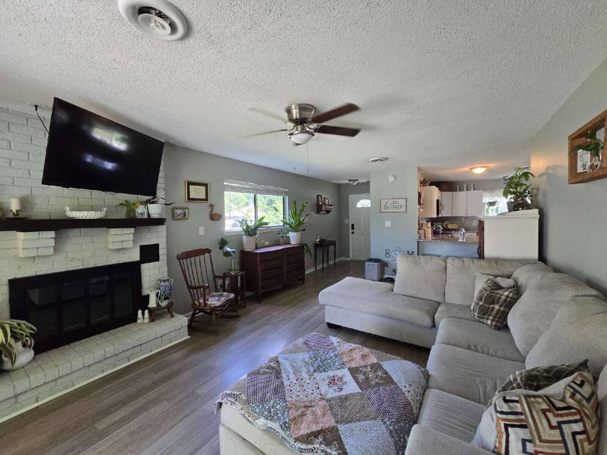 House for rent at 504 Dennis Rd, Jacksonville, NC 28546