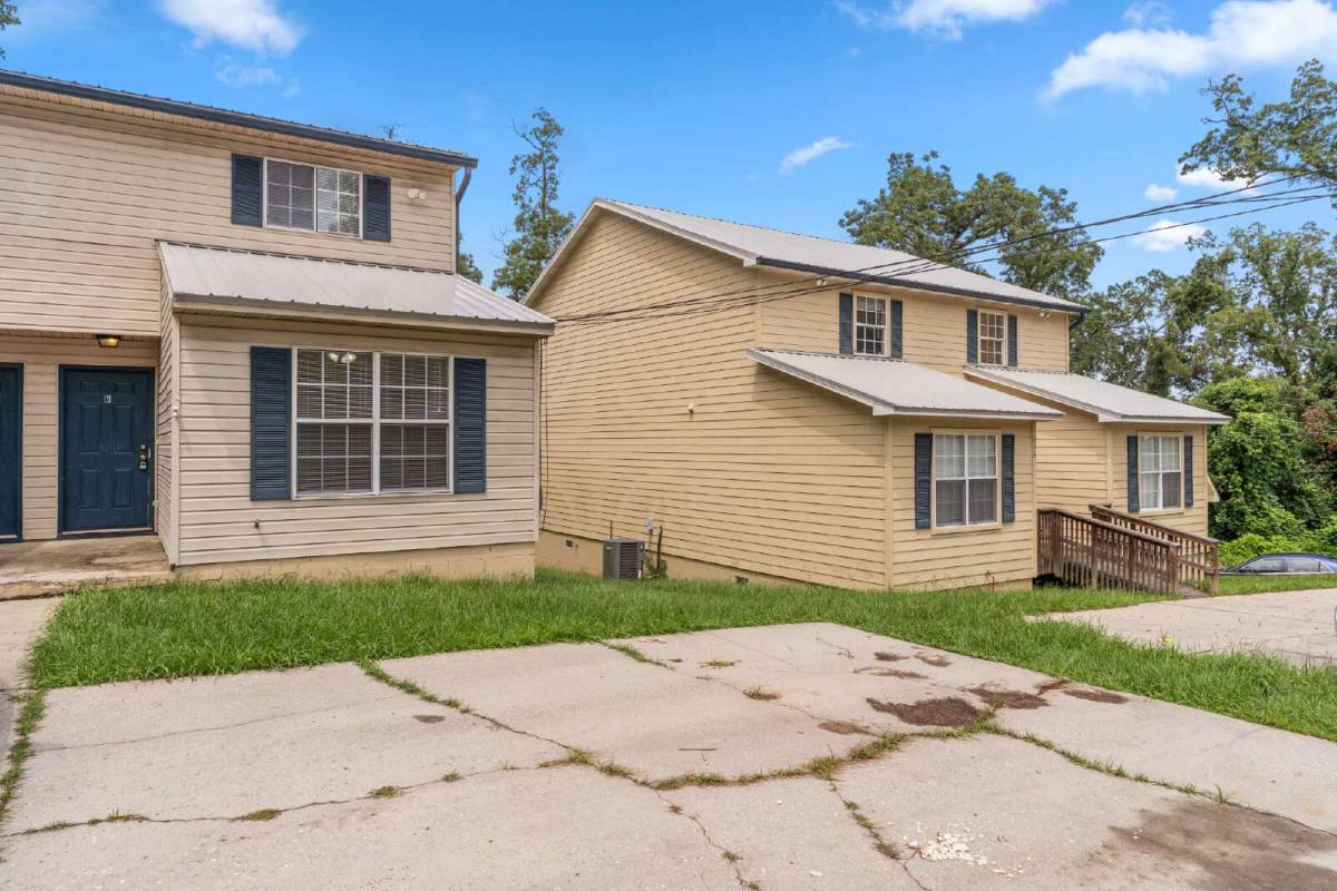 Townhouse for rent at 840 W Georgia St #B, Tallahassee, FL 32304