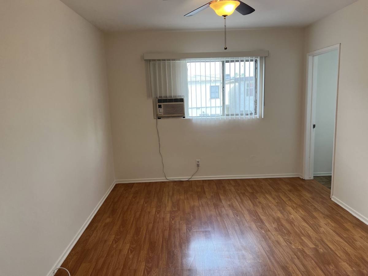 Apartment for rent at 6805 Bellaire Ave, North Hollywood, CA 91605