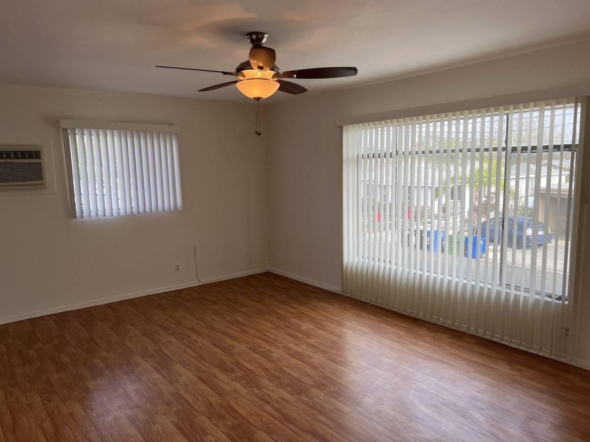 Apartment for rent at 6805 Bellaire Ave, North Hollywood, CA 91605
