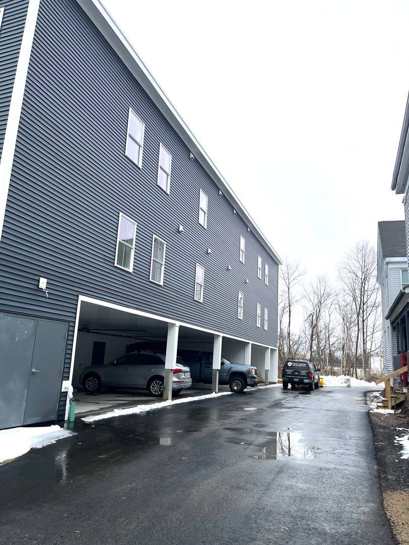 Apartment for rent at 386 St John, Portland, ME 04102