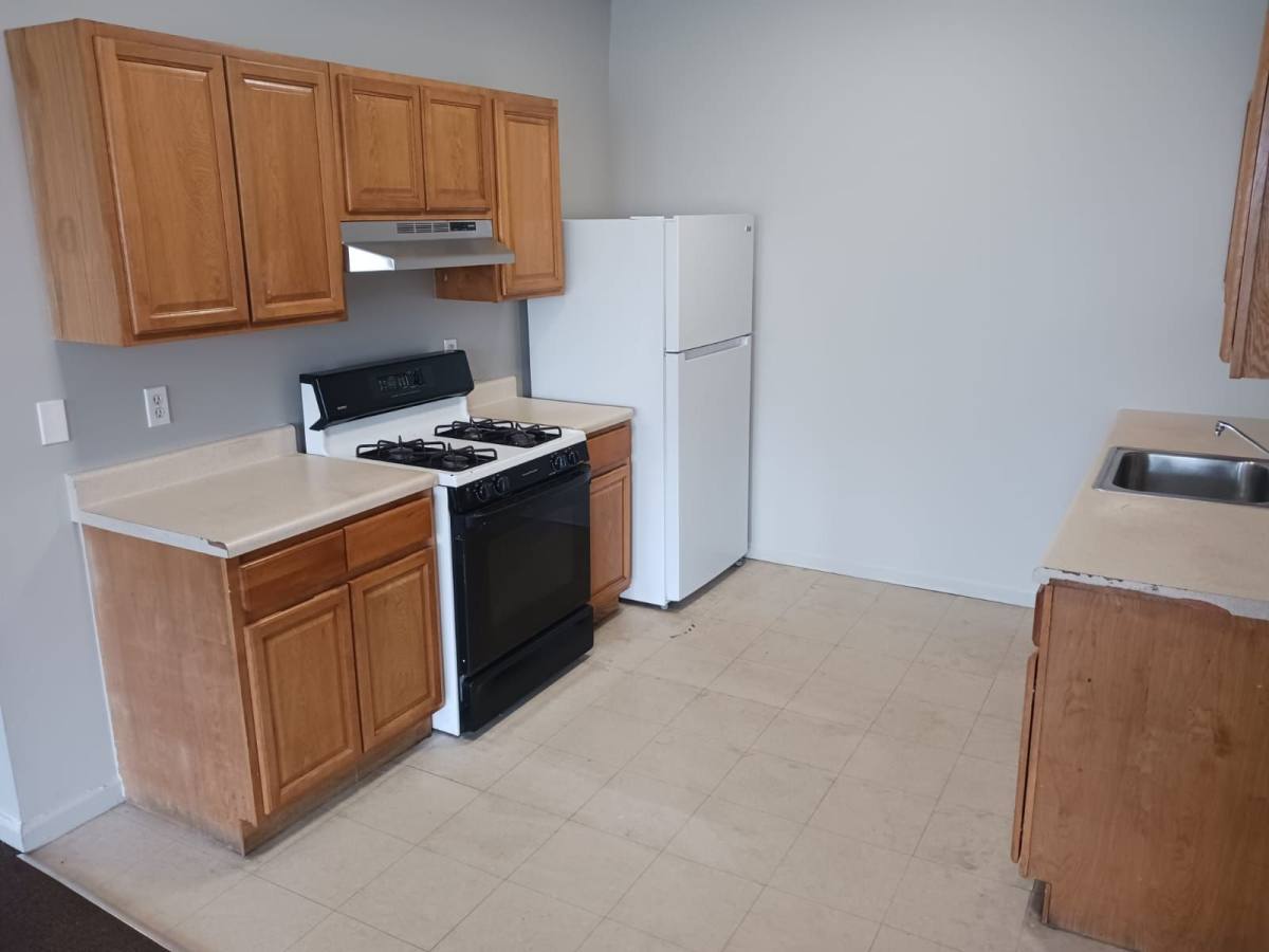 Apartment for rent at 588-612 E Main St #592 A, Bridgeport, CT 06608